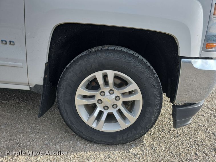 image for item DT6816 2018 Chevrolet Silverado 1500 LT Double Cab pickup truck