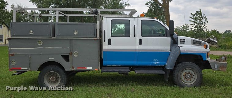 image for item DT6916 2008 GMC C4500 TopKick utility / service truck