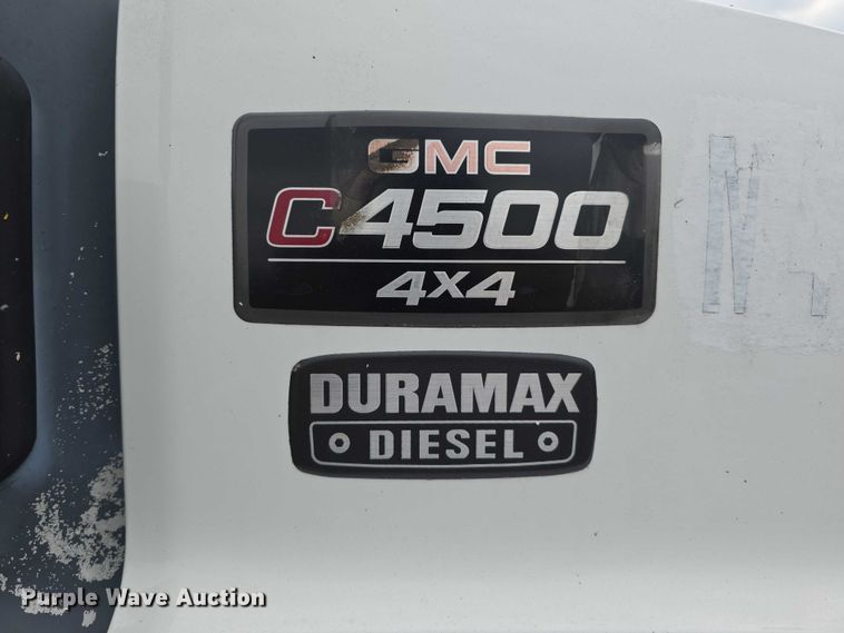 image for item DT6916 2008 GMC C4500 TopKick utility / service truck