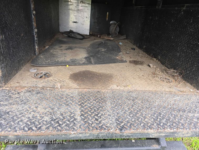 image for item DT6916 2008 GMC C4500 TopKick utility / service truck