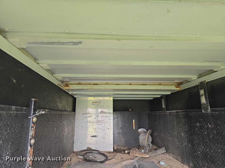 image for item DT6916 2008 GMC C4500 TopKick utility / service truck