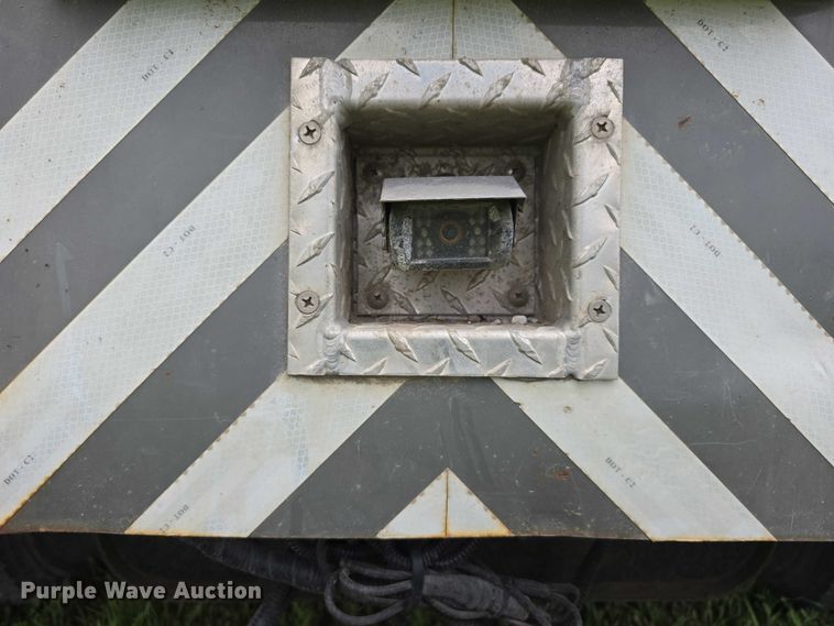 image for item DT6916 2008 GMC C4500 TopKick utility / service truck