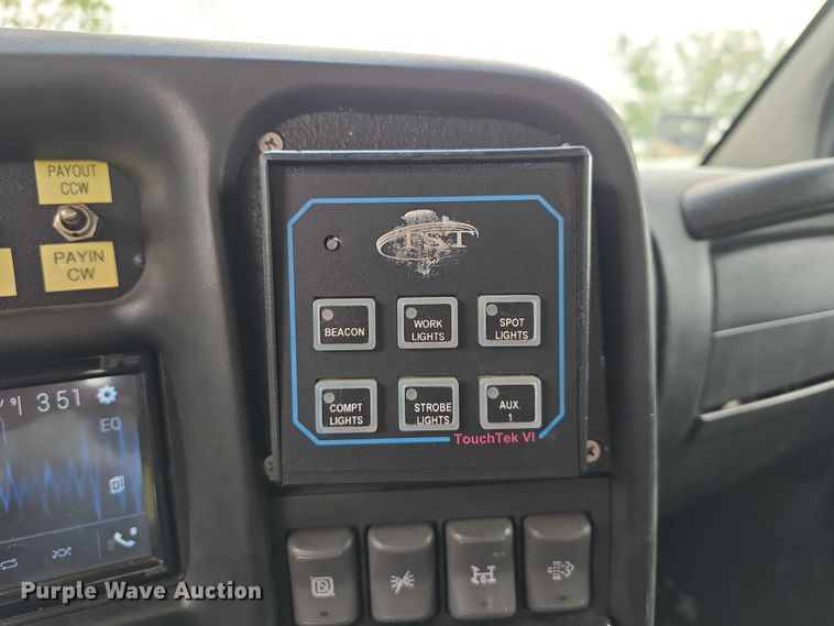 image for item DT6916 2008 GMC C4500 TopKick utility / service truck