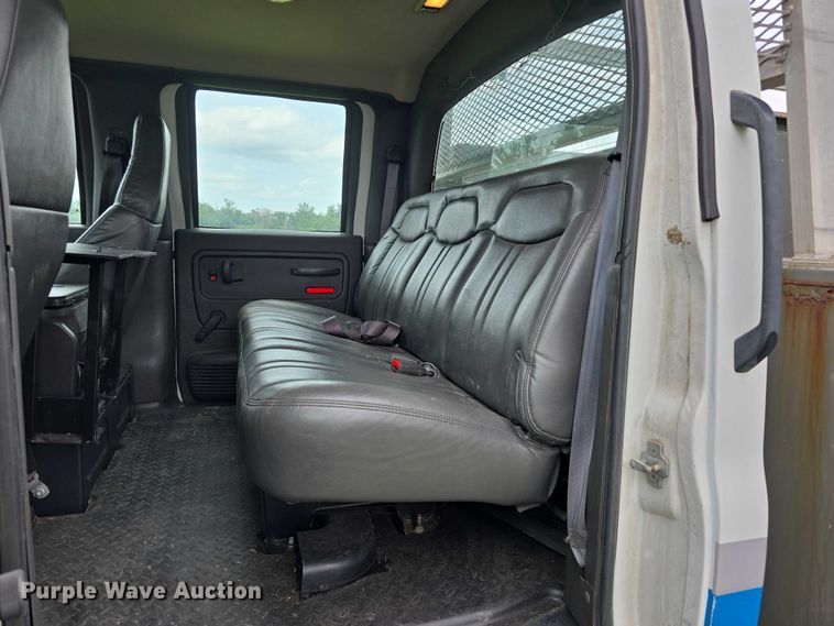 image for item DT6916 2008 GMC C4500 TopKick utility / service truck