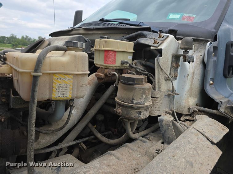 image for item DT6916 2008 GMC C4500 TopKick utility / service truck