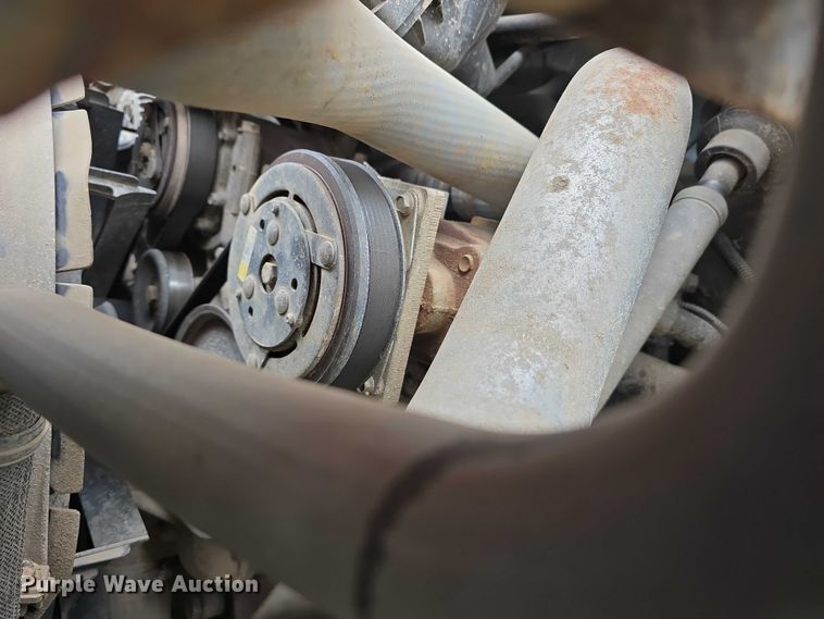 image for item DT6916 2008 GMC C4500 TopKick utility / service truck