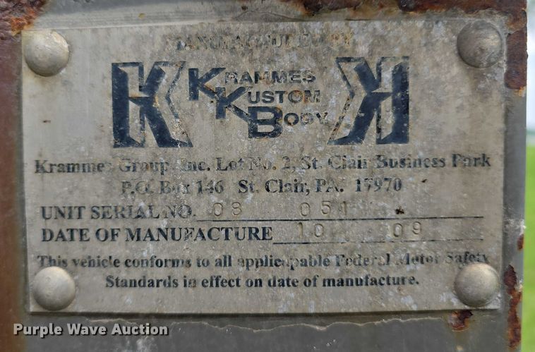 image for item DT6916 2008 GMC C4500 TopKick utility / service truck