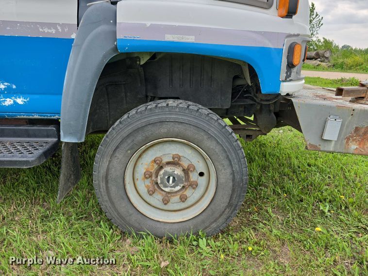 image for item DT6916 2008 GMC C4500 TopKick utility / service truck