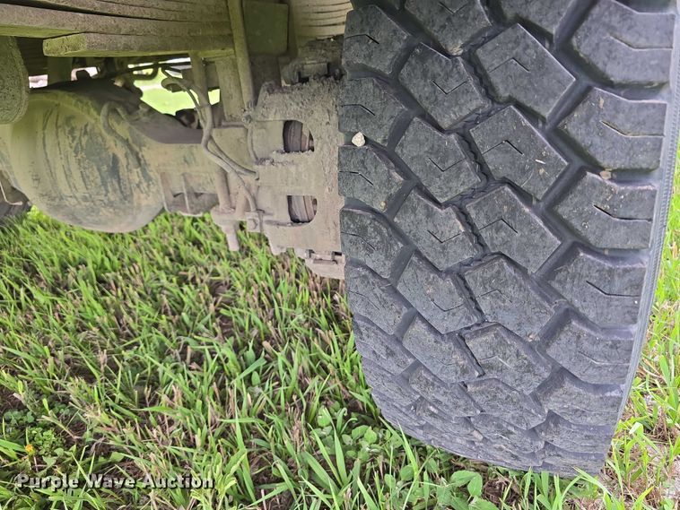 image for item DT6916 2008 GMC C4500 TopKick utility / service truck