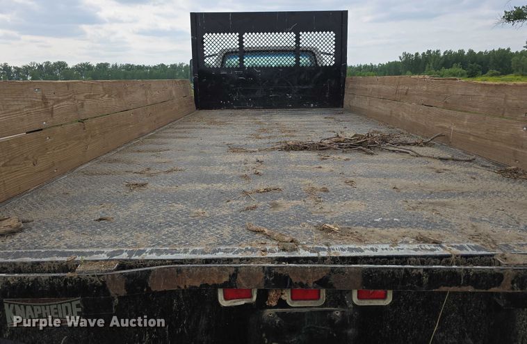 image for item DT6918 1998 Ford F800 dump flatbed truck