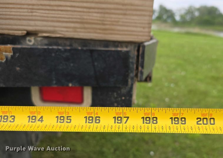 image for item DT6918 1998 Ford F800 dump flatbed truck