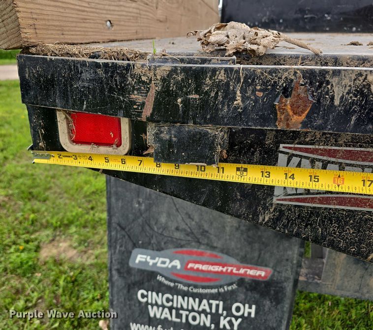 image for item DT6918 1998 Ford F800 dump flatbed truck