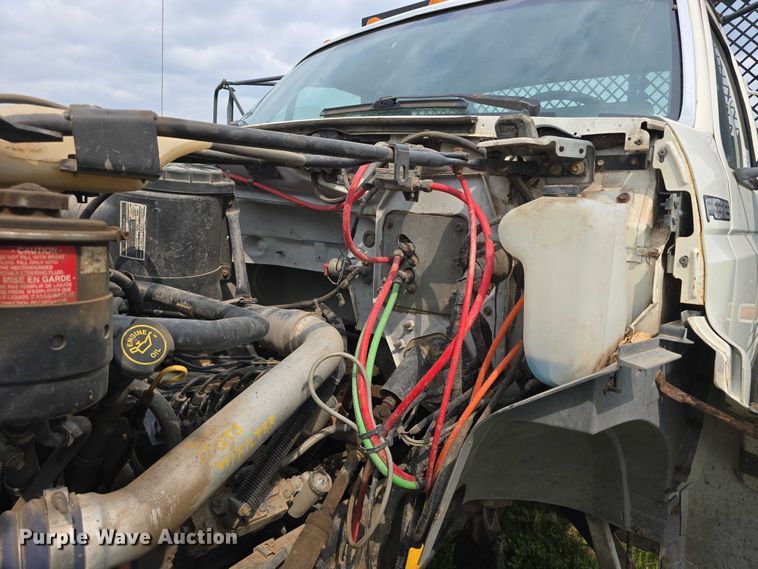 image for item DT6918 1998 Ford F800 dump flatbed truck