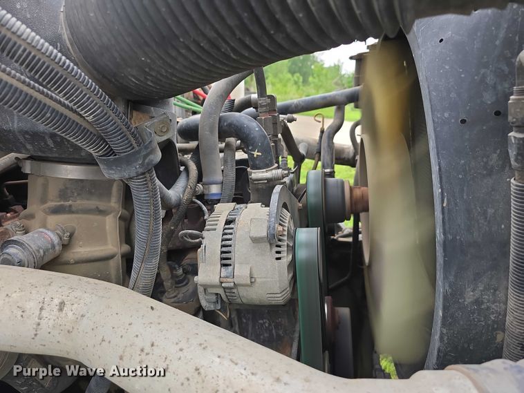 image for item DT6918 1998 Ford F800 dump flatbed truck