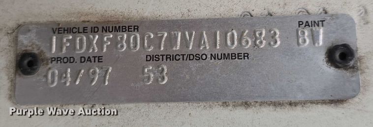 image for item DT6918 1998 Ford F800 dump flatbed truck