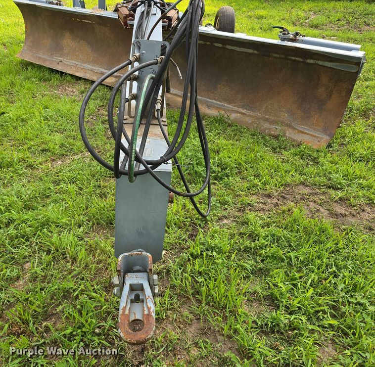 image for item DT6919 B.I.L Manufacturing grader