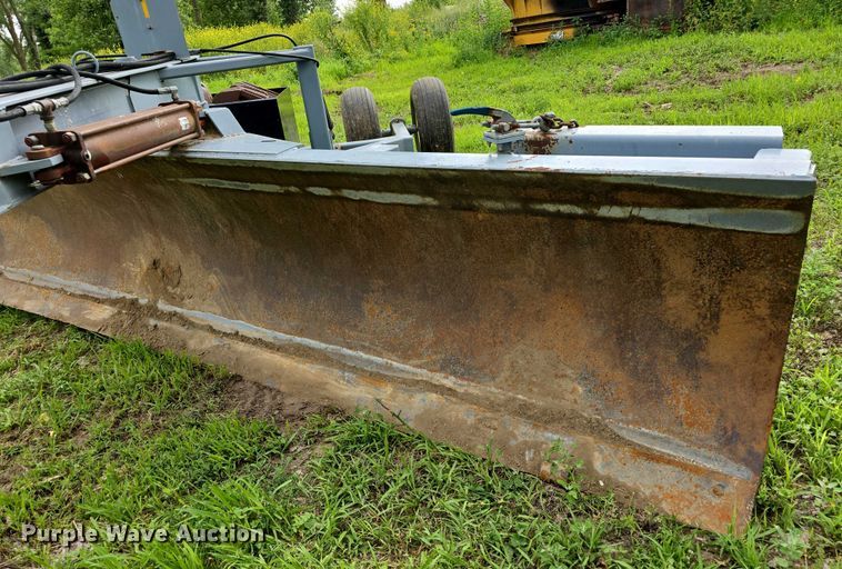 image for item DT6919 B.I.L Manufacturing grader