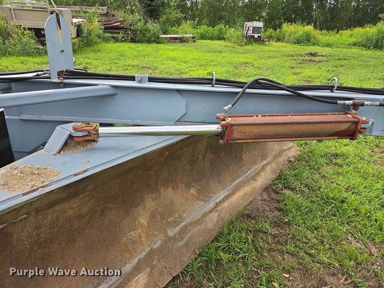 image for item DT6919 B.I.L Manufacturing grader