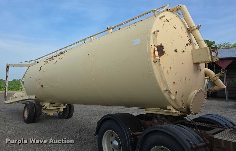 image for item DT6966 Western Engineering  Company, Inc. cement silo