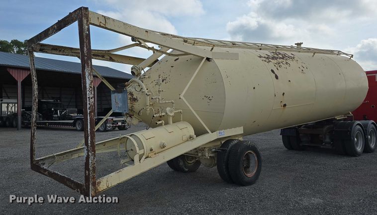 image for item DT6966 Western Engineering  Company, Inc. cement silo