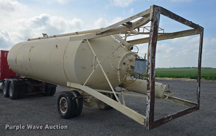 image for item DT6966 Western Engineering  Company, Inc. cement silo