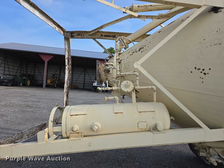 image for item DT6966 Western Engineering  Company, Inc. cement silo