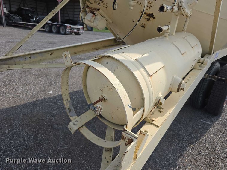 image for item DT6966 Western Engineering  Company, Inc. cement silo