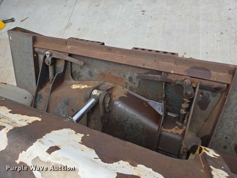 image for item DT7199 1994 Bobcat 742B skid steer loader