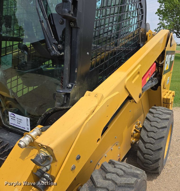 image for item DT7200 2018 Caterpillar 246D skid steer loader