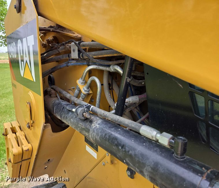 image for item DT7200 2018 Caterpillar 246D skid steer loader