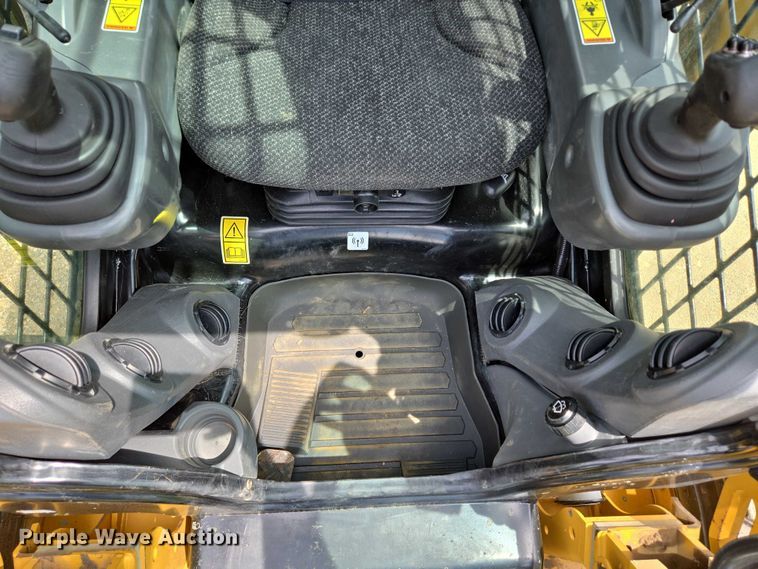 image for item DT7200 2018 Caterpillar 246D skid steer loader