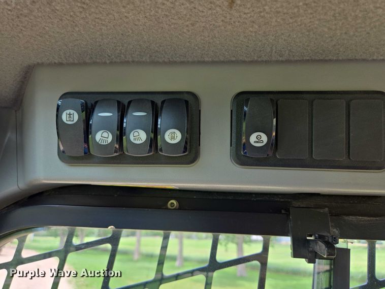 image for item DT7200 2018 Caterpillar 246D skid steer loader