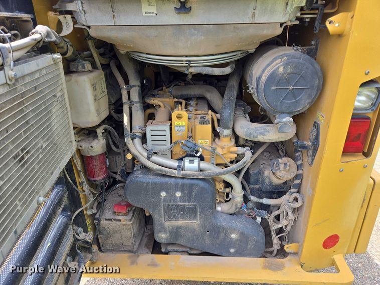 image for item DT7200 2018 Caterpillar 246D skid steer loader