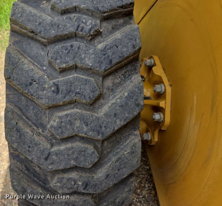 image for item DT7200 2018 Caterpillar 246D skid steer loader