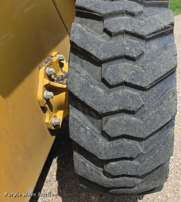 image for item DT7200 2018 Caterpillar 246D skid steer loader