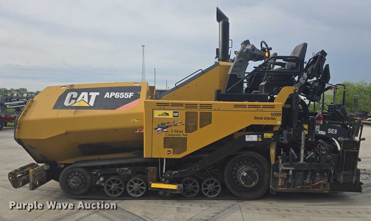 image for item DT7226 2015 Caterpillar AP655F paver