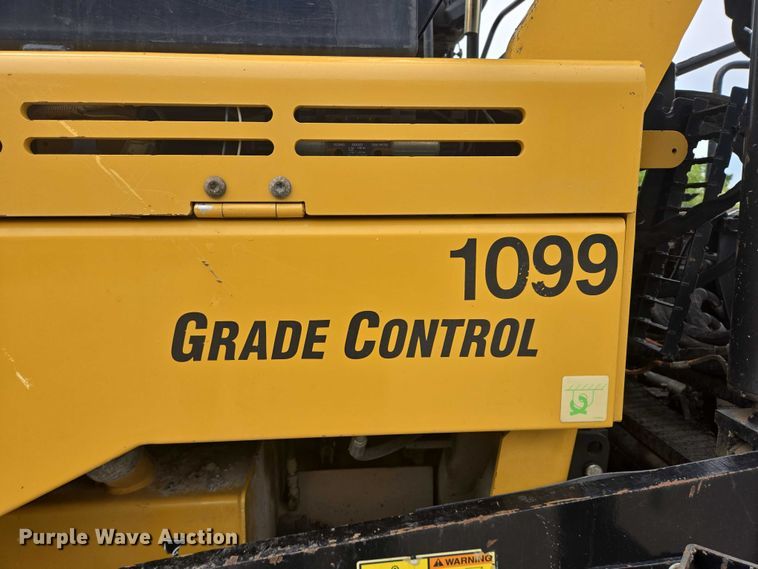 image for item DT7226 2015 Caterpillar AP655F paver