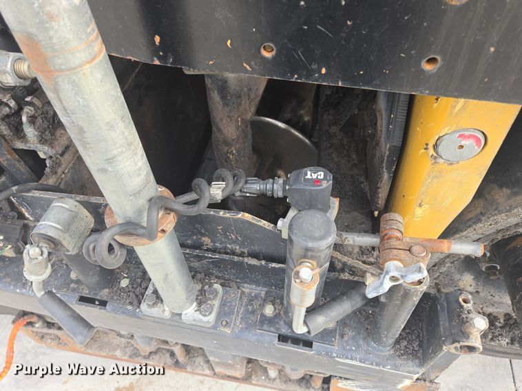 image for item DT7226 2015 Caterpillar AP655F paver