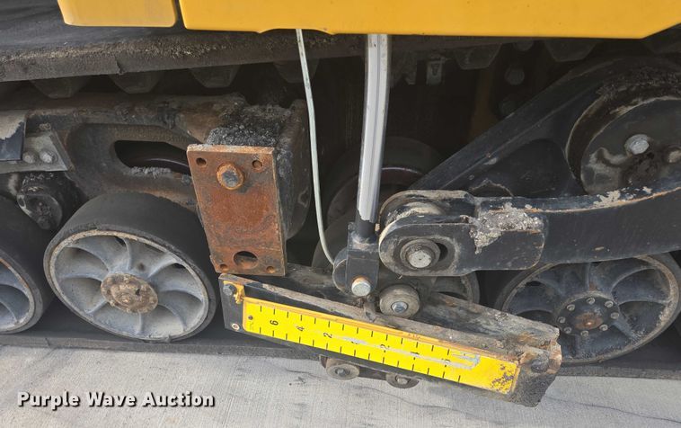 image for item DT7226 2015 Caterpillar AP655F paver