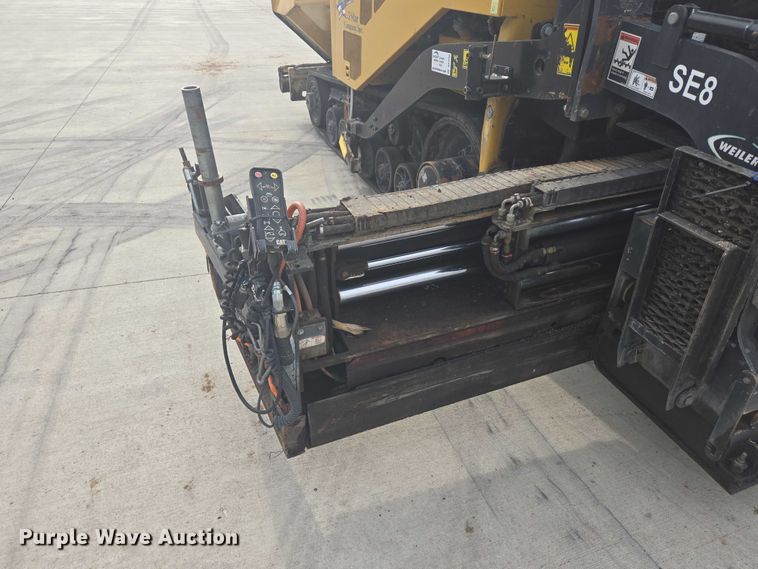 image for item DT7226 2015 Caterpillar AP655F paver