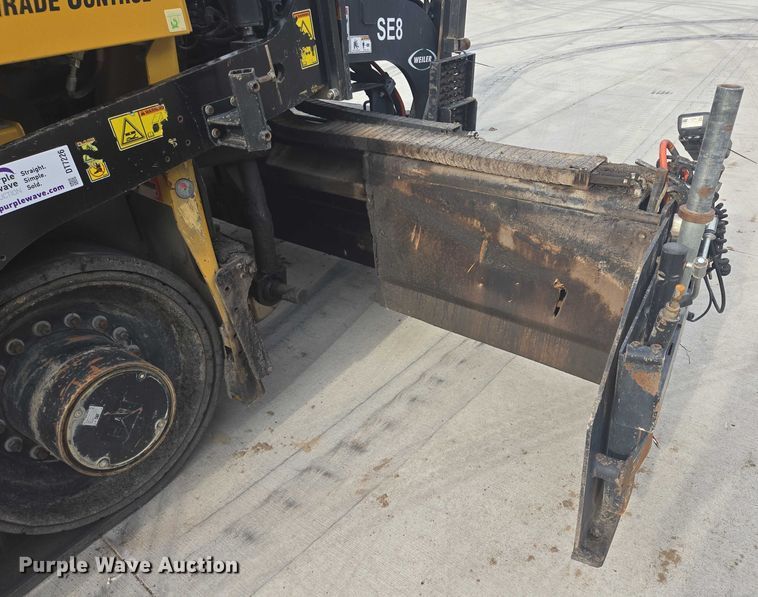 image for item DT7226 2015 Caterpillar AP655F paver