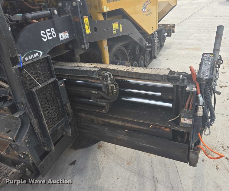 image for item DT7226 2015 Caterpillar AP655F paver