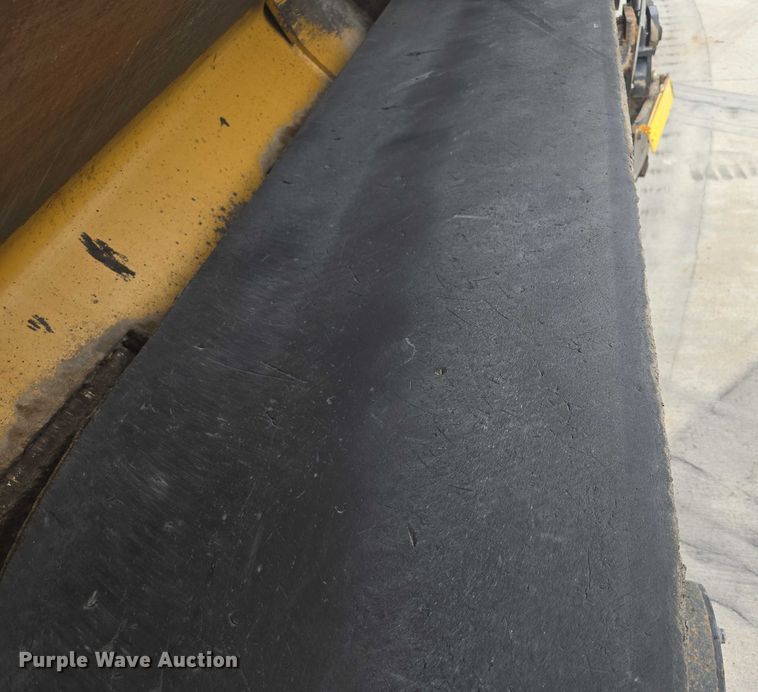 image for item DT7226 2015 Caterpillar AP655F paver