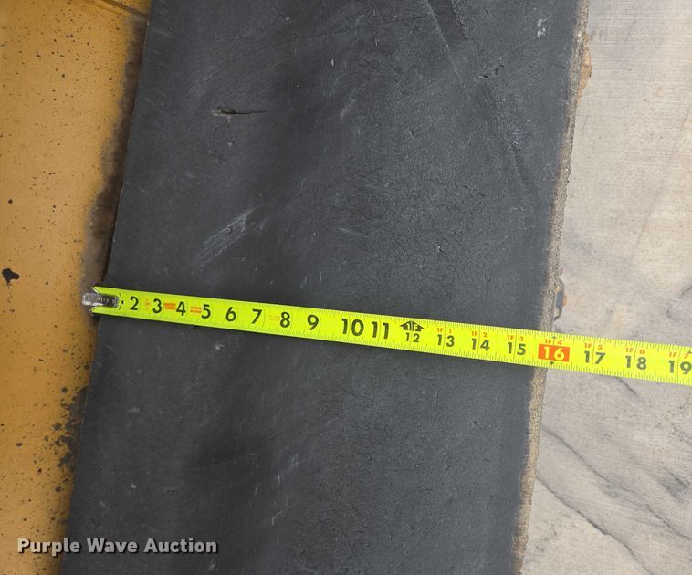 image for item DT7226 2015 Caterpillar AP655F paver