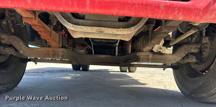 image for item DU3279 1991 Ford F700 dump truck