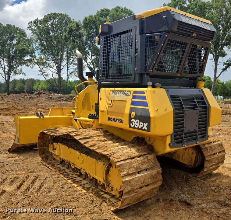 image for item DU7769 2017 Komatsu D39PX-24 dozer