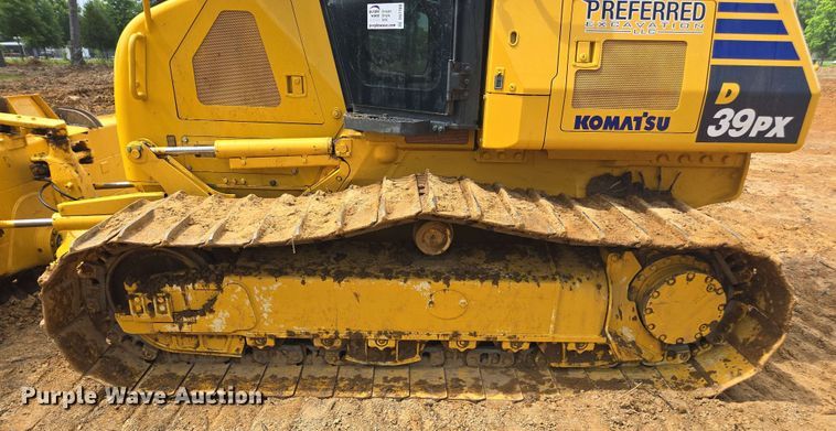 image for item DU7769 2017 Komatsu D39PX-24 dozer