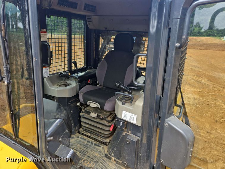 image for item DU7769 2017 Komatsu D39PX-24 dozer