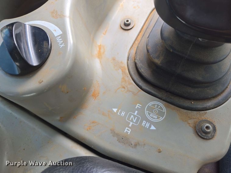 image for item DU7769 2017 Komatsu D39PX-24 dozer