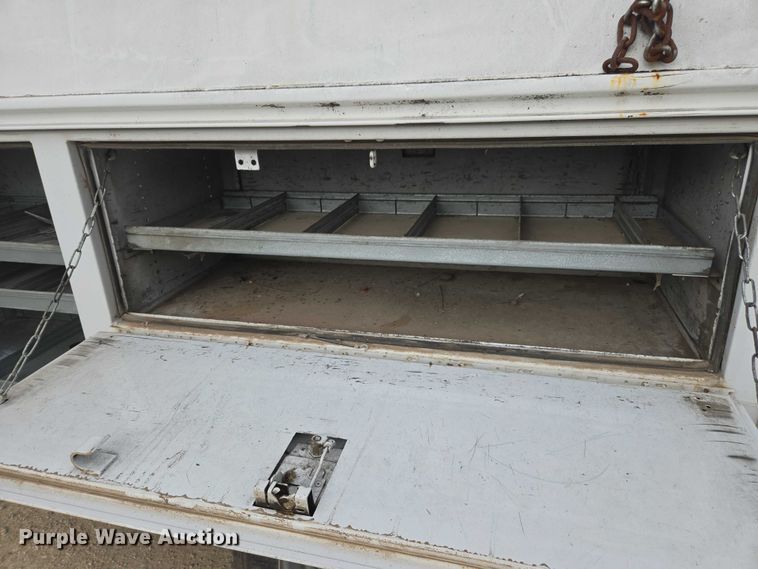 image for item DU7811 2002 Ford F450 Super Duty bucket truck